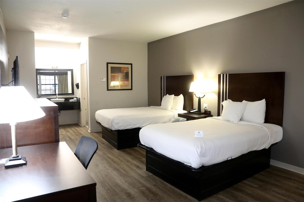 Americas Best Value Inn Monroe - photo 7