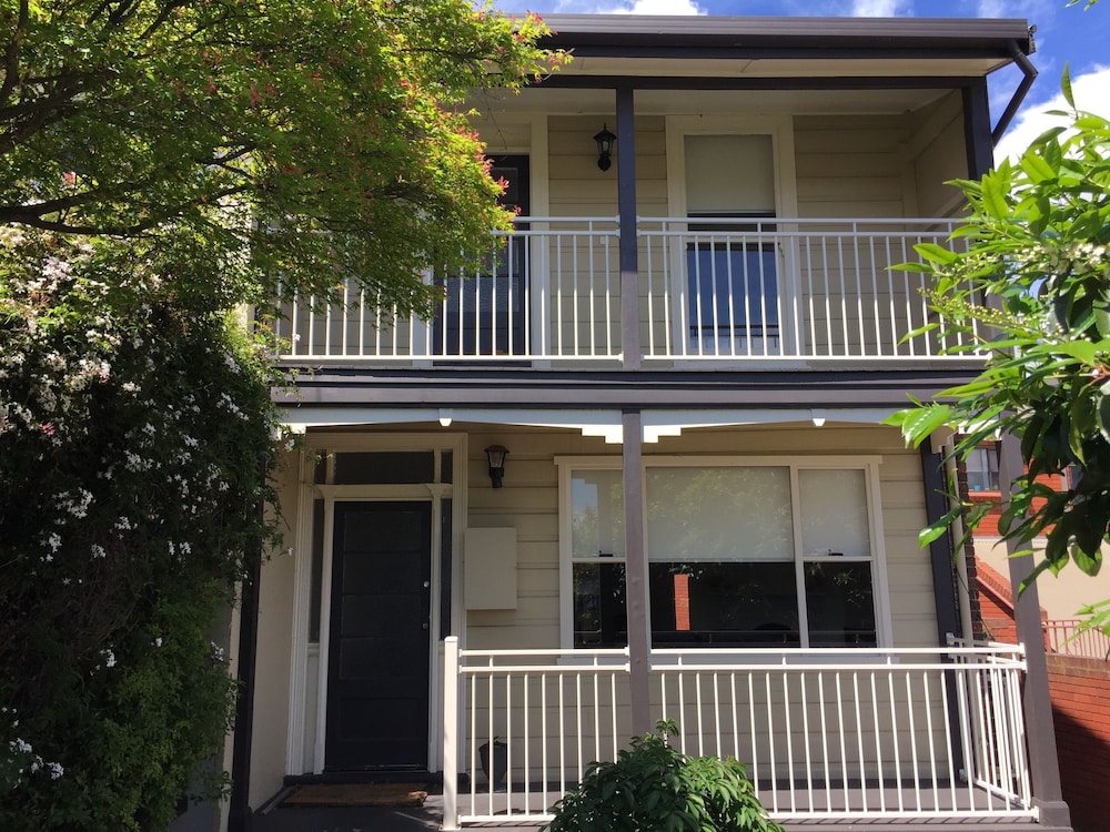 Terrace on Walbourne — 4-Star Luxury Hotel in Launceston, Australia