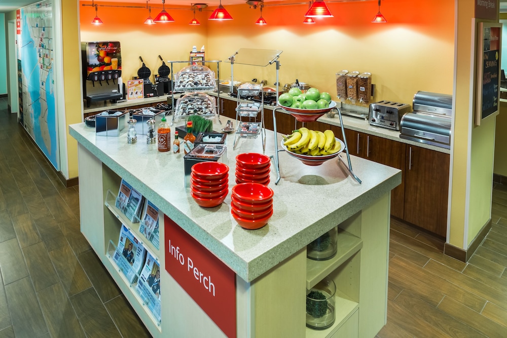 TownePlace Suites by Marriott Charleston West Ashley - photo 32