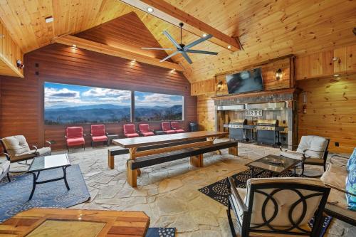 Tennessee Whiskey Indoor Pool Amazing Views Theater Room Hot Tub 5 Star Luxury - photo 25