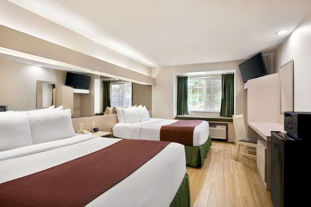 Microtel Inn & Suites by Wyndham Lodi North Stockton - photo 12
