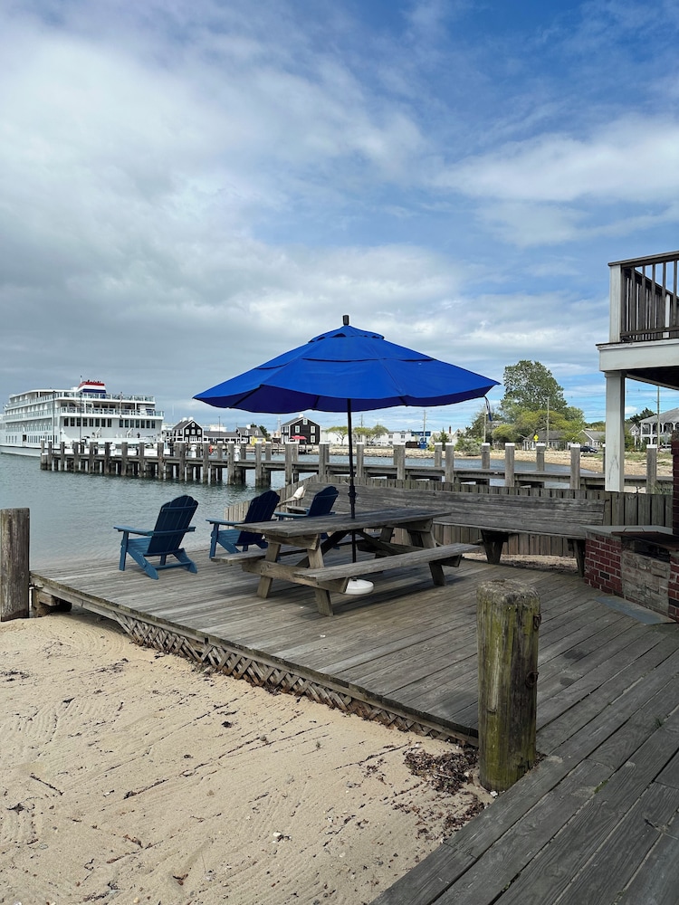 Vineyard Harbor Motel Private Beach - photo 338