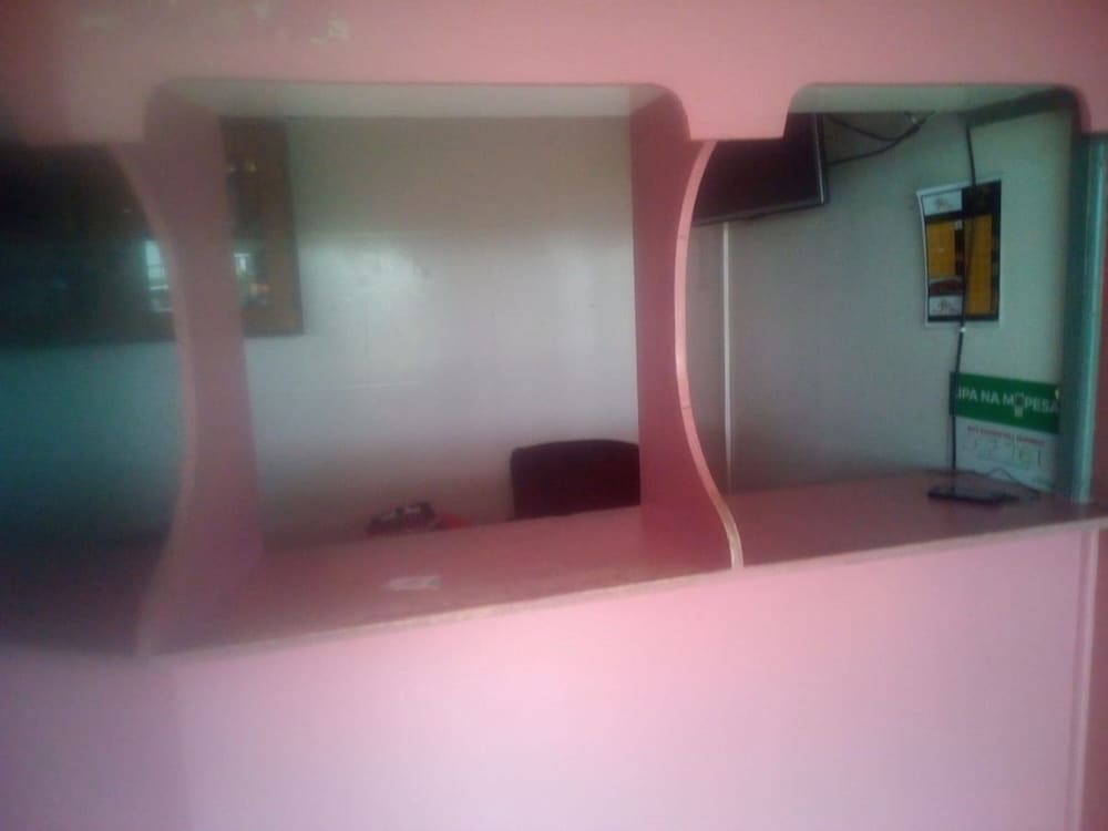 Big Klub Restaurant — Nyeri — photo 2