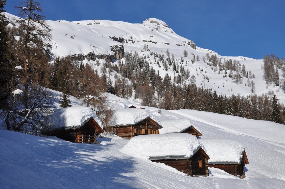 Le Mayen de Colombire — hotel in Sierre