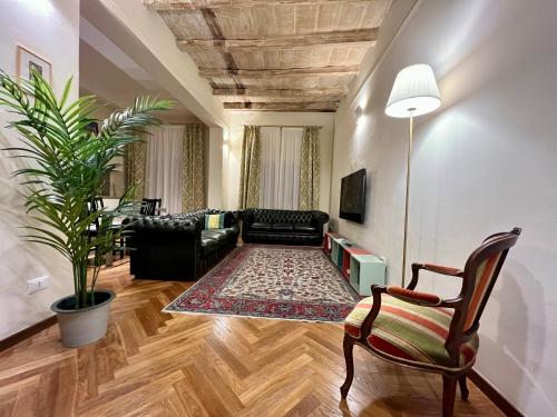 De' Musei Suites Premium One Bedroom near Piazza Maggiore — 4-Star Luxury Hotel in Bologna, Italy