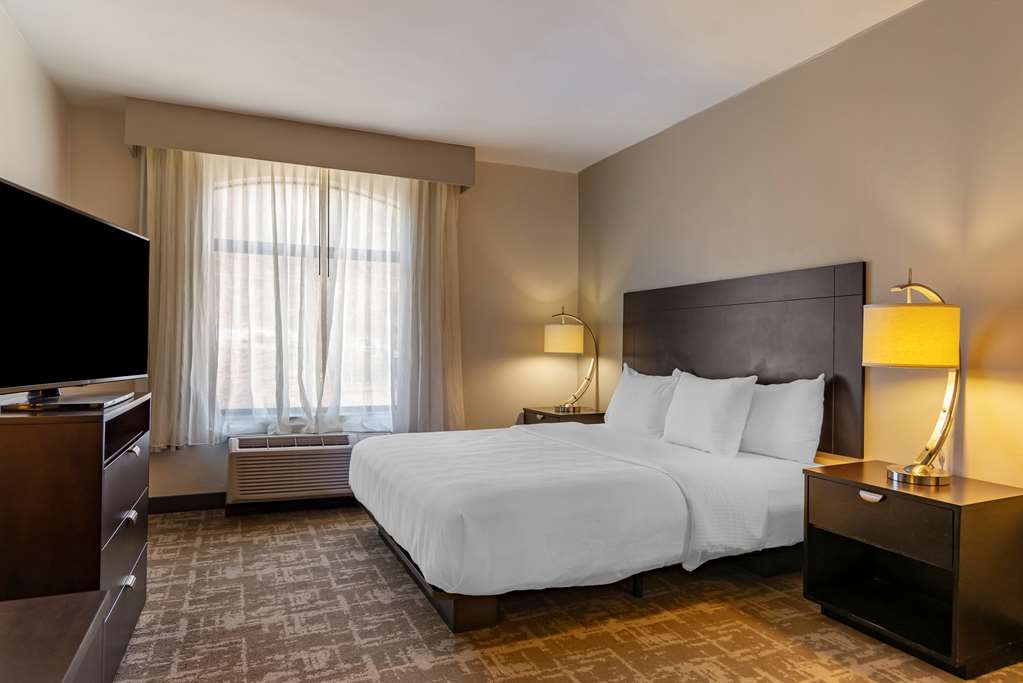 Best Western Plus Dalton Inn - photo 15