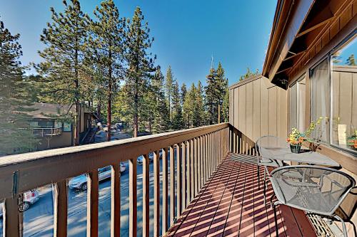 Lake Village Townhouse B