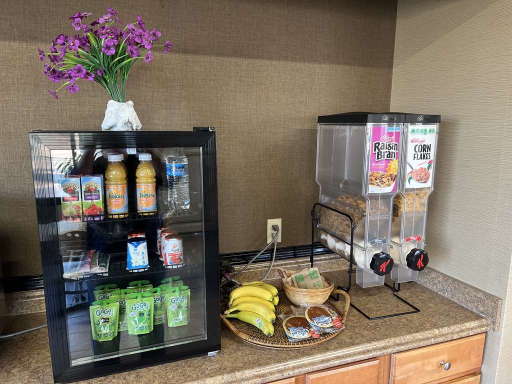 SureStay by Best Western Glendive Yellowstone River - photo 22