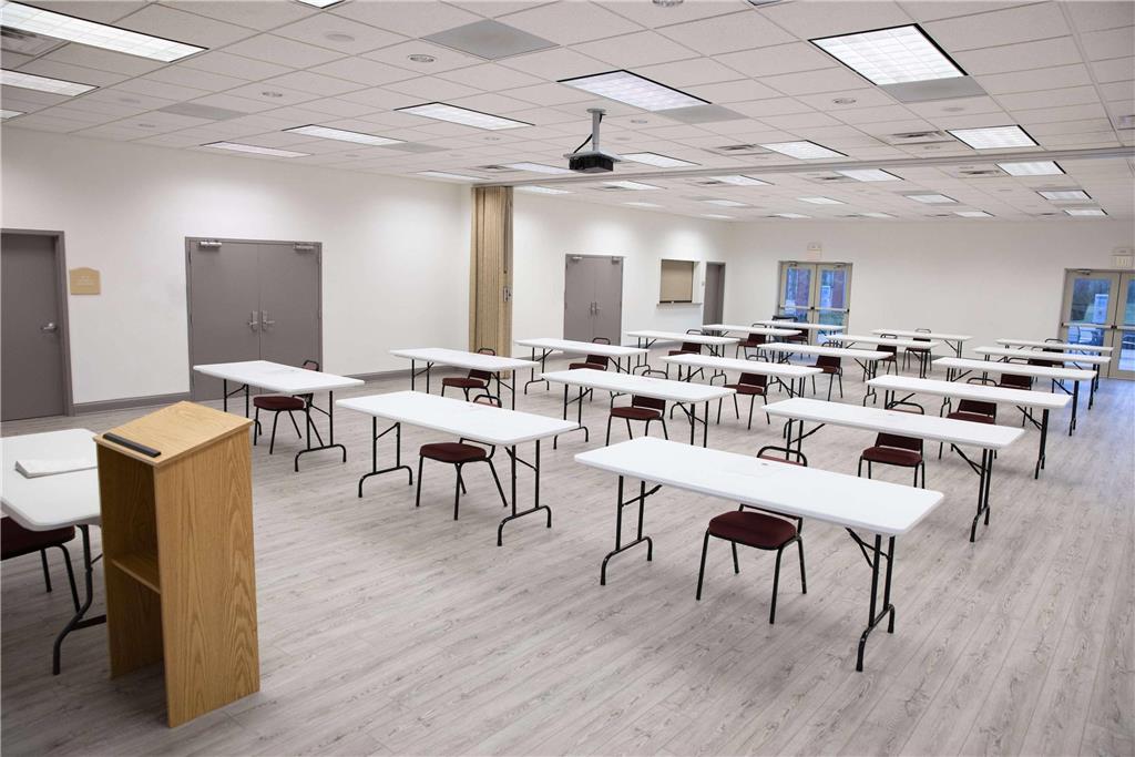 Country Inn & Suites by Radisson Elizabethtown KY - photo 34