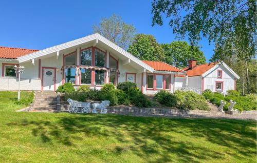 Beautiful Home In Söderköping With Wifi — 4-Star Luxury Hotel in Soederkoeping, Sweden