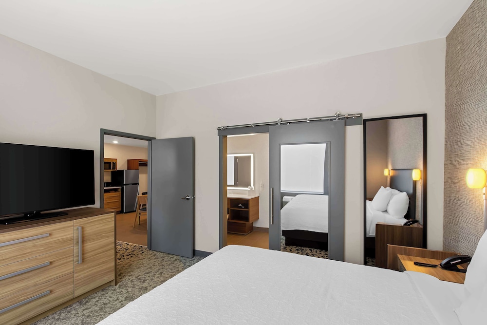 Home2 Suites By Hilton Hendersonville - photo 7