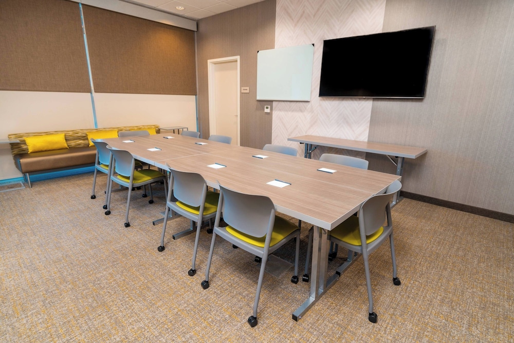 SpringHill Suites by Marriott Newark Fremont - photo 32
