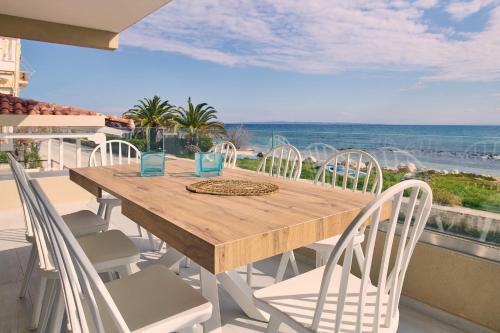 Sea Front Zante Apartments — 4-Star Luxury Hotel in Zakynthos, Greece