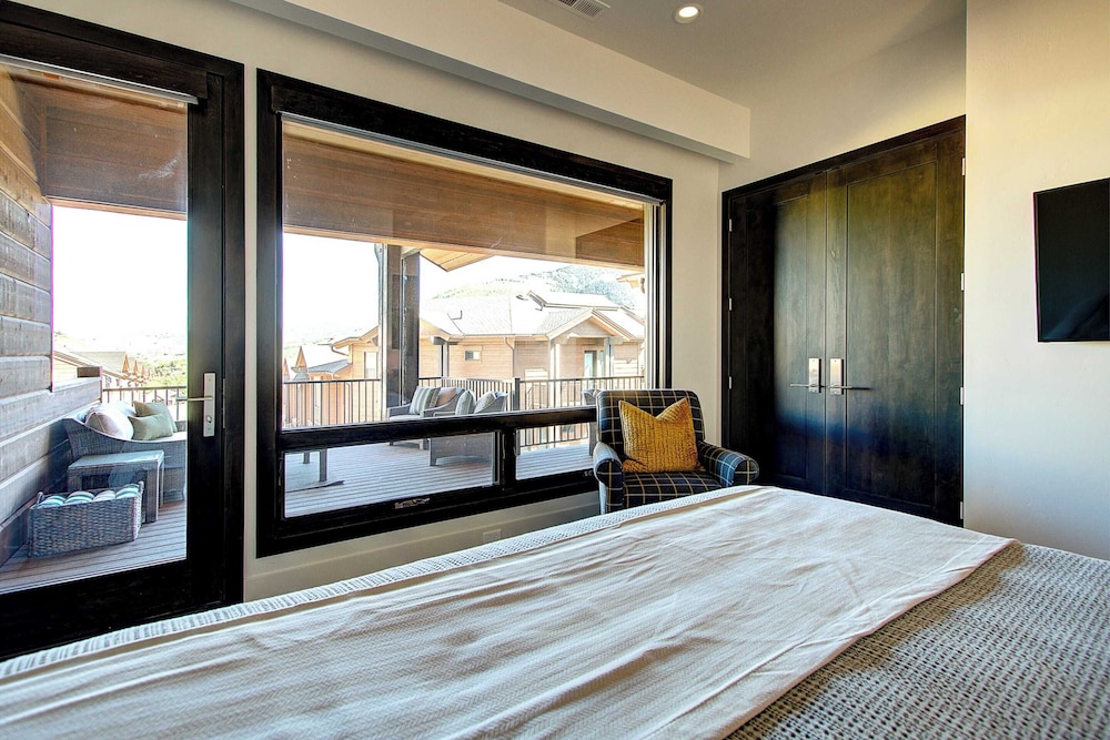 Juniper Landing 3 Bedroom by Avantstay Condo in Park City Mountain Resort w Pool Hot Tub & Gym - photo 26