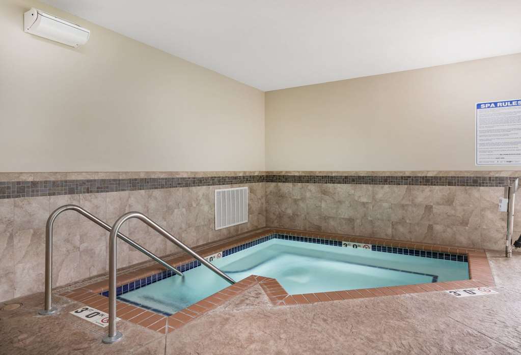 AmericInn by Wyndham Hartford SD - photo 6