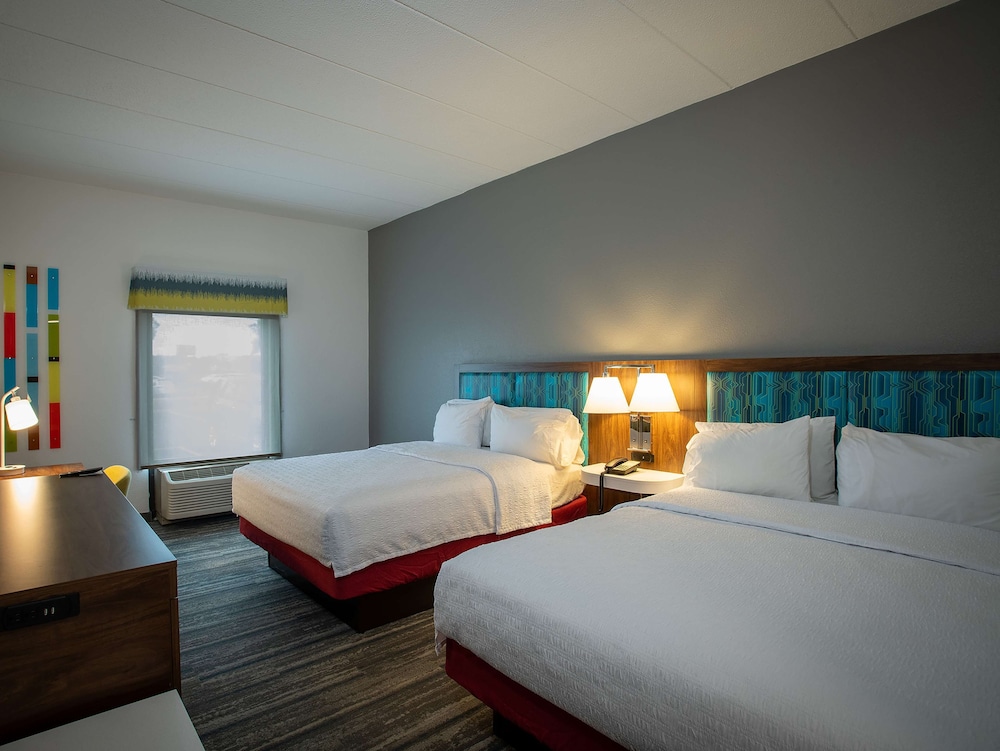 Hampton Inn Seaford - photo 14