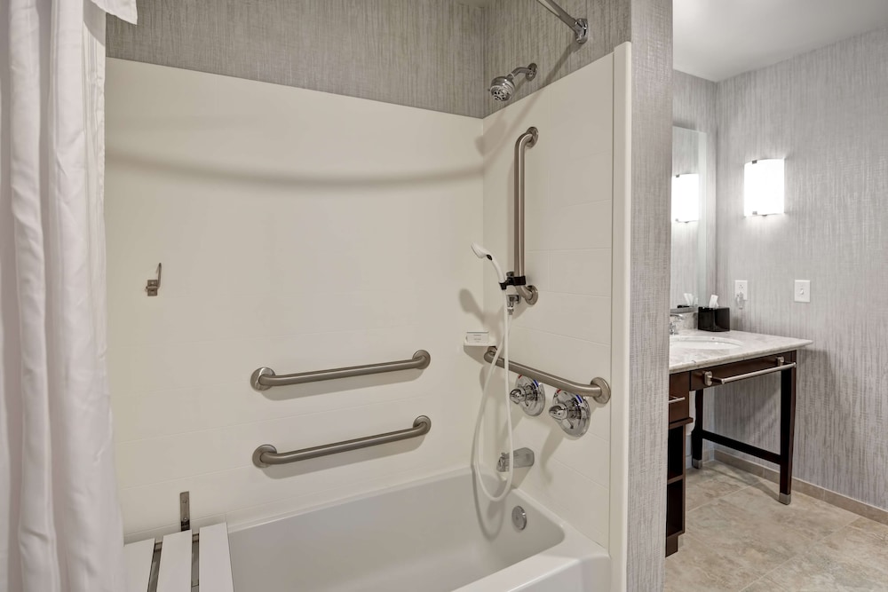 Homewood Suites by Hilton New Hartford Utica - photo 14