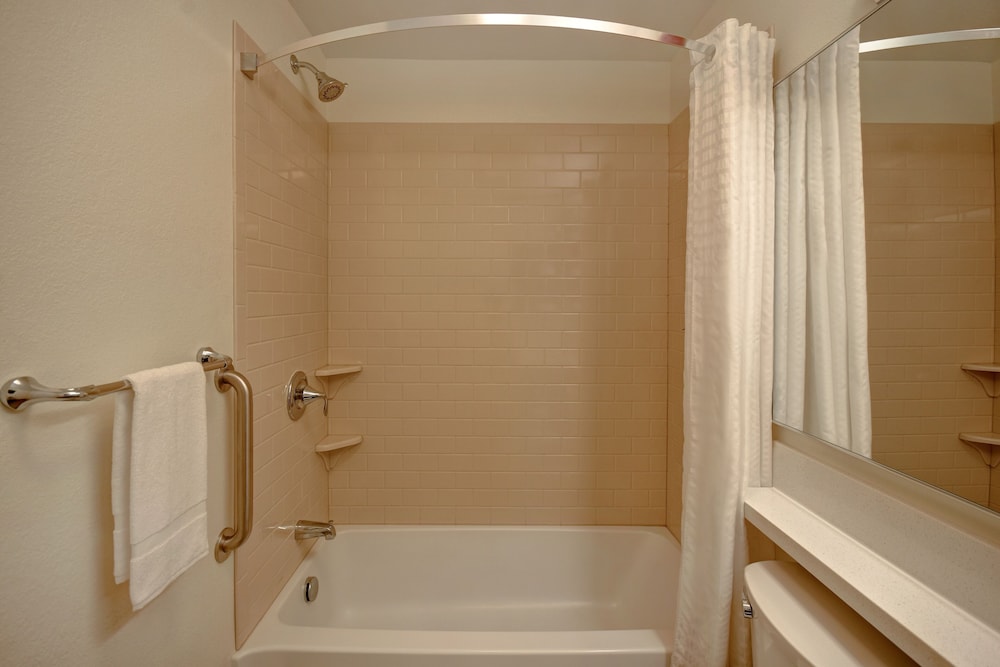 Candlewood Suites St. Clairsville by IHG - photo 40