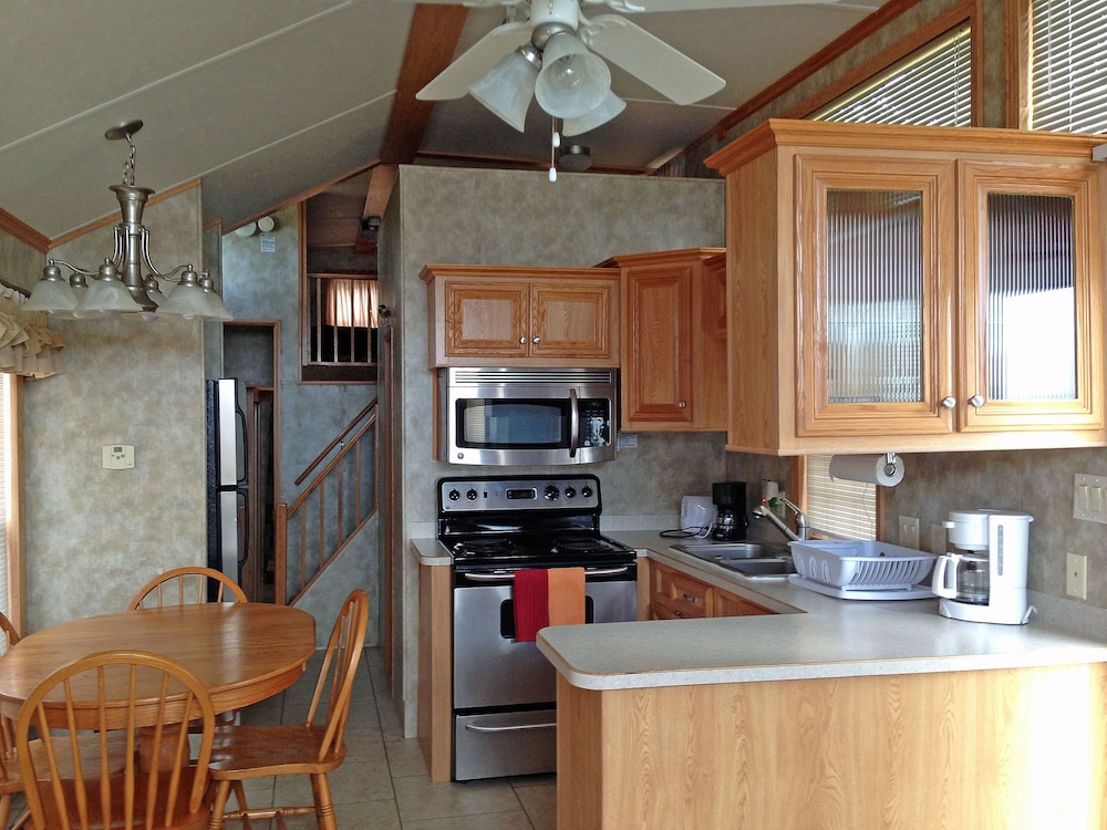Pope's Landing Marina - photo 53