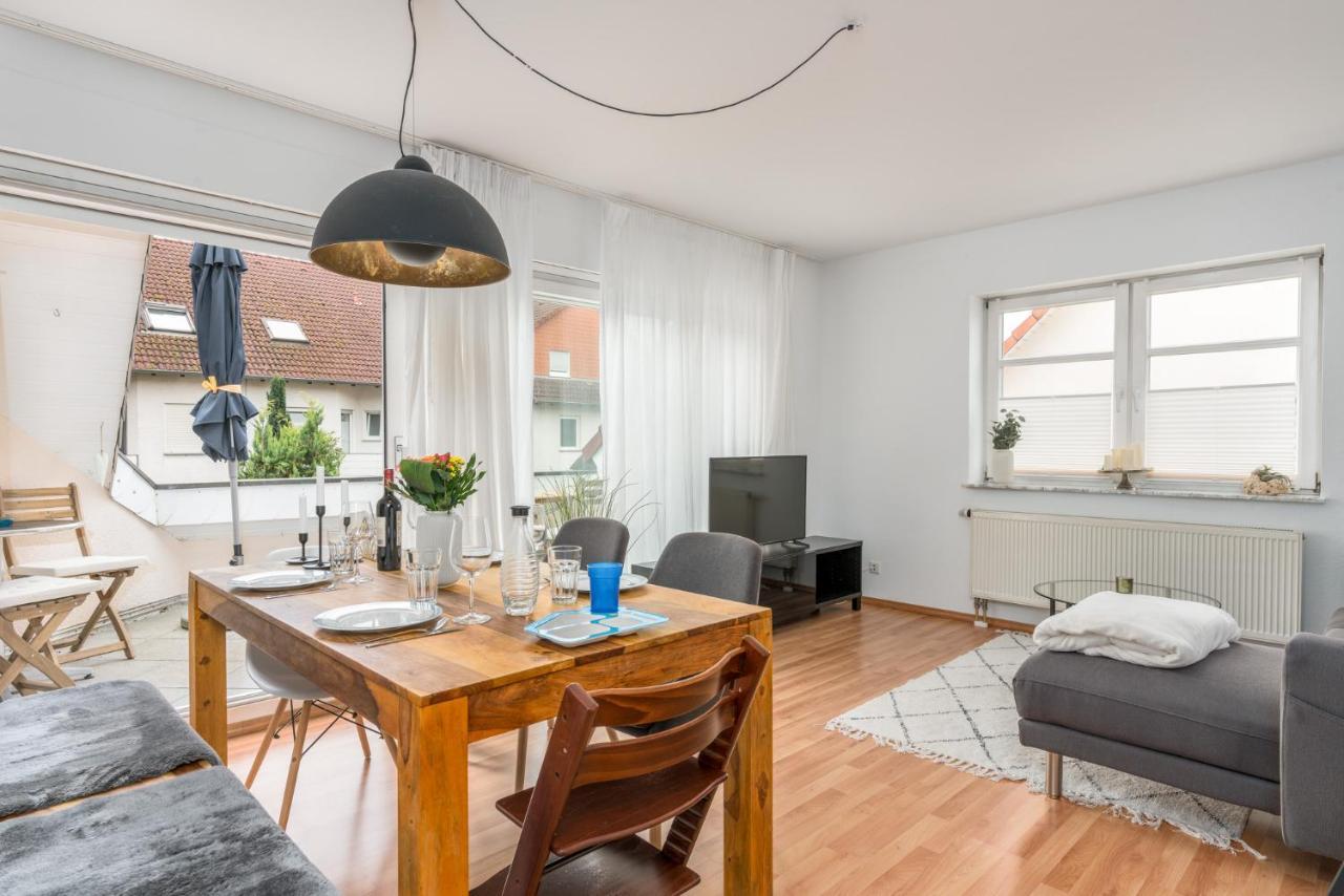Veens Crew Home 7 Pax — 4-Star Luxury Hotel in Dreieich, Germany