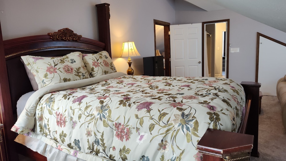 Kingsbay Mansion & Vacation Houses - photo 25