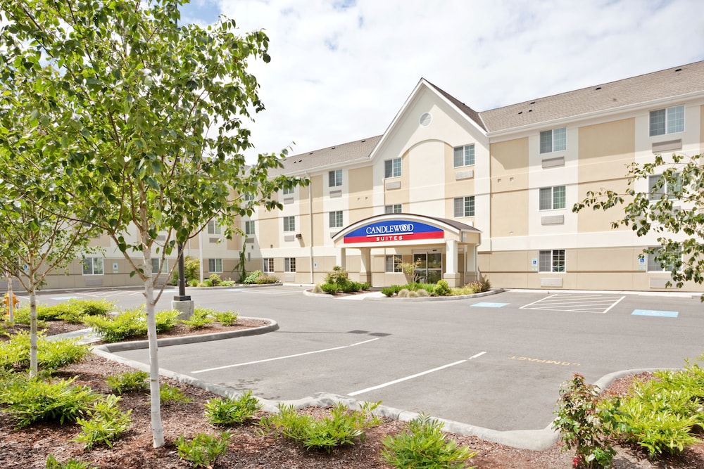 Candlewood Suites Oak Harbor an IHG Hotel - featured photo