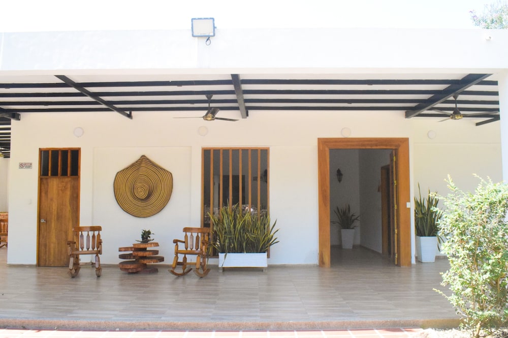 Ayenda Palmas del Rio — hotel in Mompos