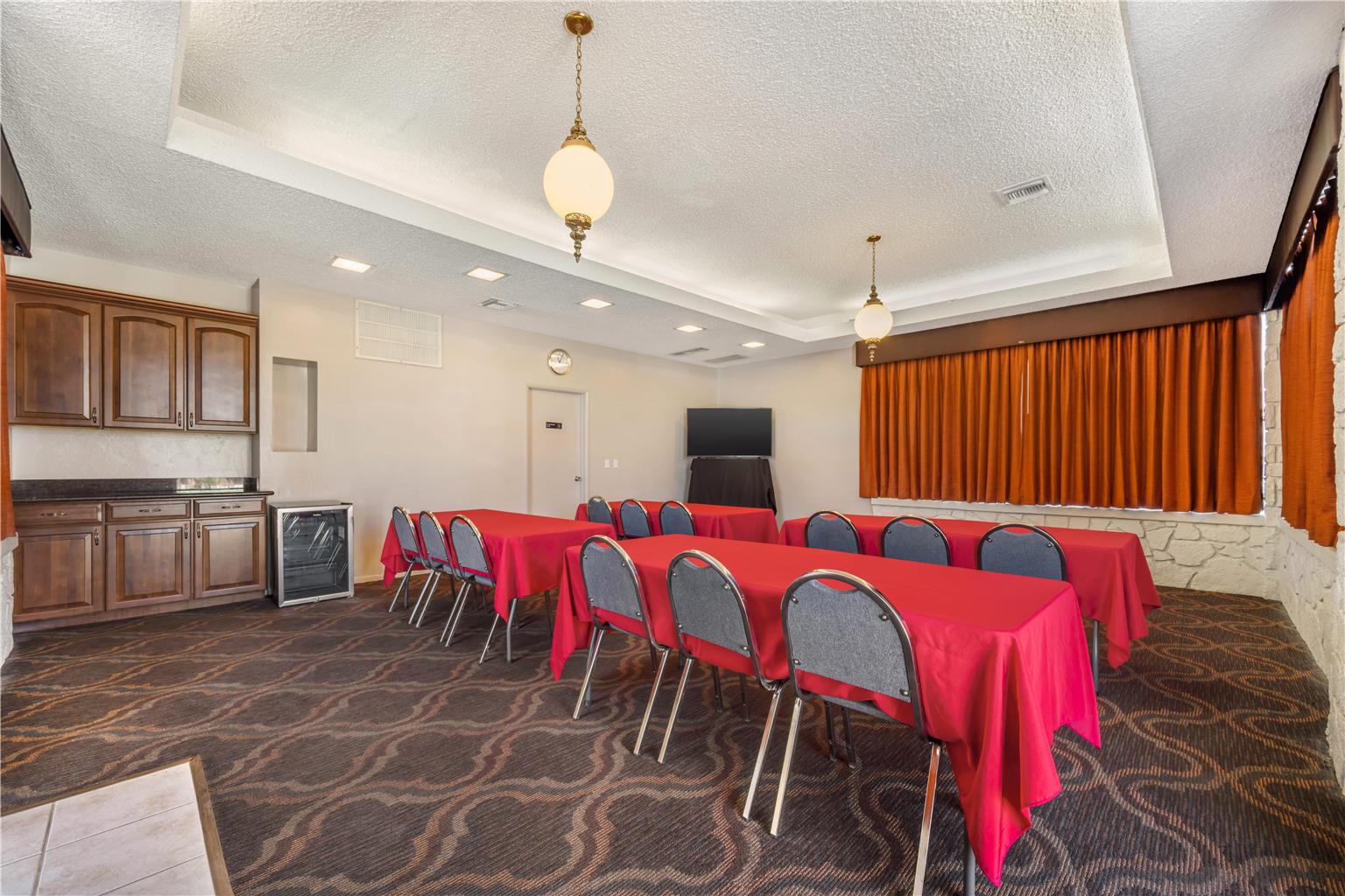 Best Western Plus King's Inn & Suites - photo 57