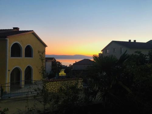 Apartmenthaus Novi — 4-Star Luxury Hotel in Novi Vinodolski, Croatia