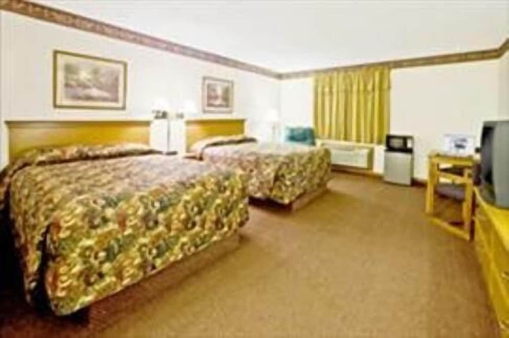 Americas Best Value Inn & Suites Thief River Falls - photo 11