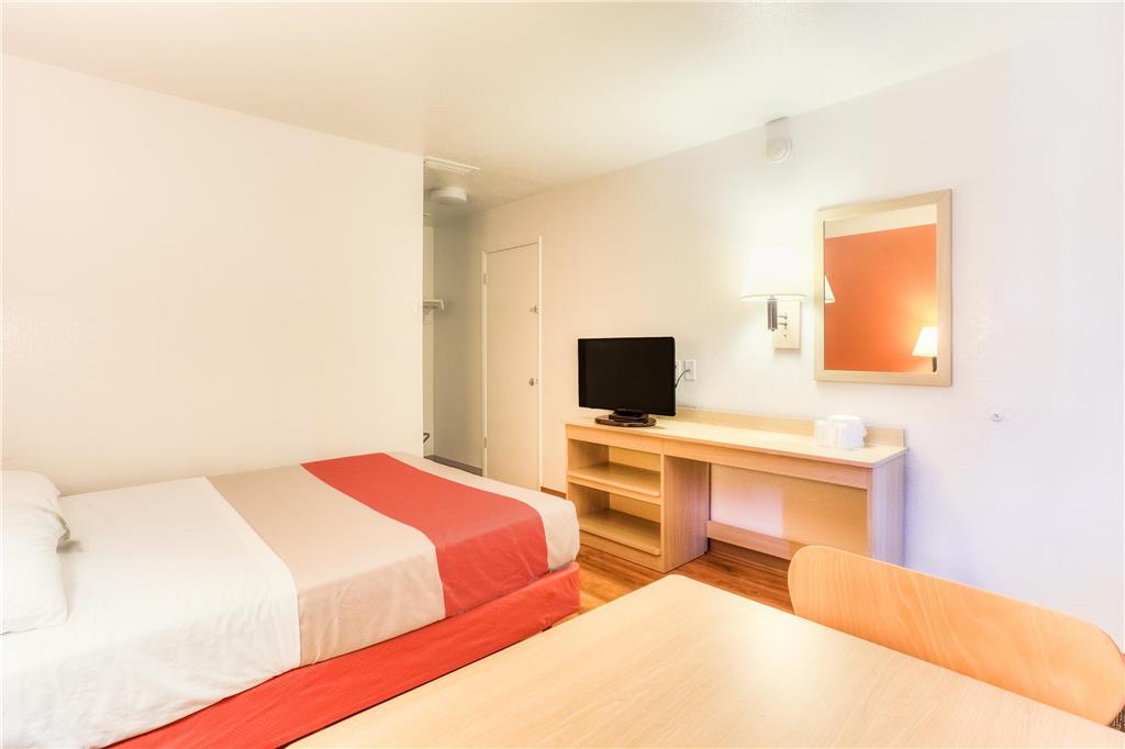 Motel 6 Tigard OR Portland South Lake Oswego - photo 17