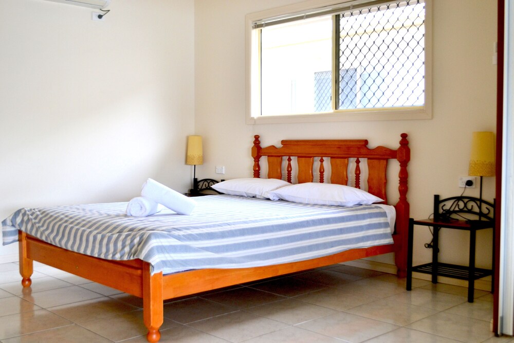 Hinchinbrook Marine Cove - carbon neutral hotel in Townsville
