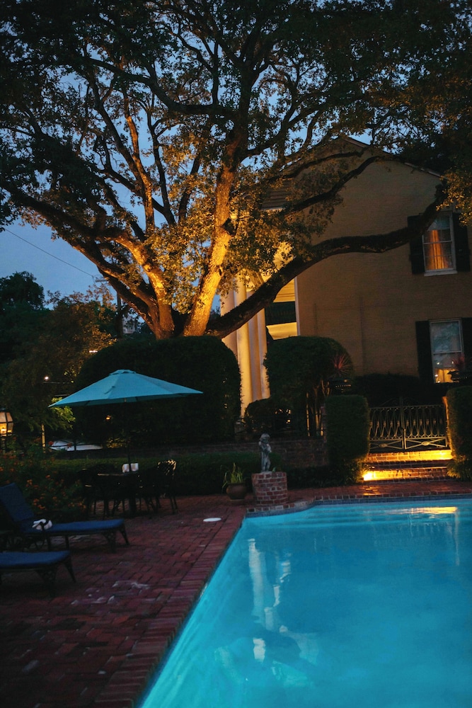 Anchuca Historic Mansion & Inn - photo 73
