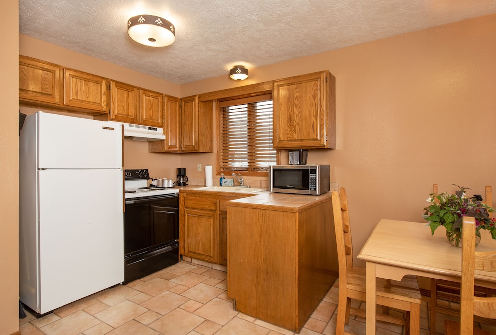 Flat Creek Inn - photo 20