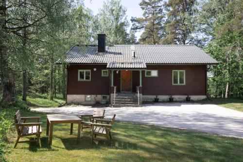 Villa Signell Förby — 4-Star Luxury Hotel in Saerkisalo, Finland