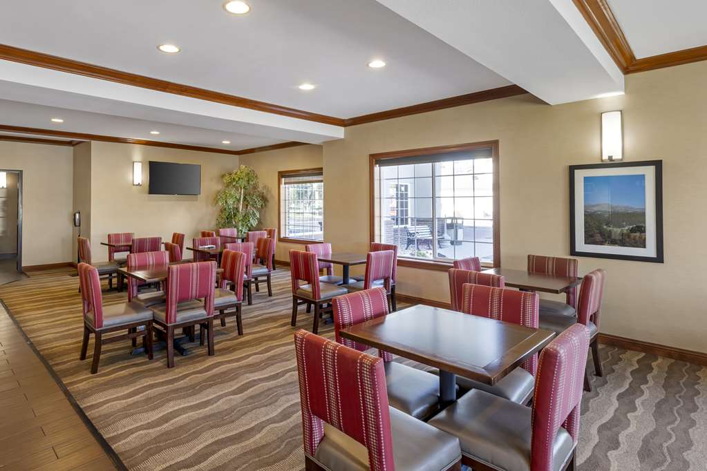 Comfort Inn & Suites Gillette near Campbell Medical Center - photo 43