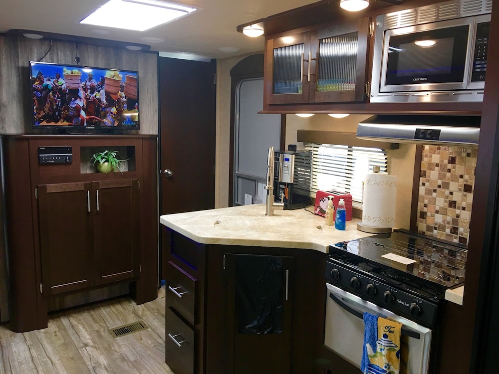 Enduro RV Citrus Valley Resort - photo 33