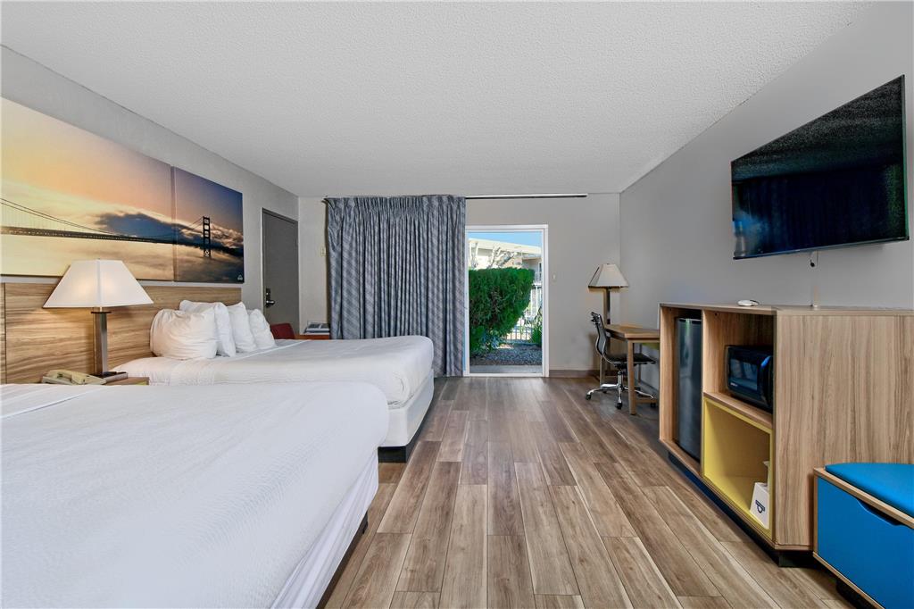 Days Inn by Wyndham Novato San Francisco - photo 40