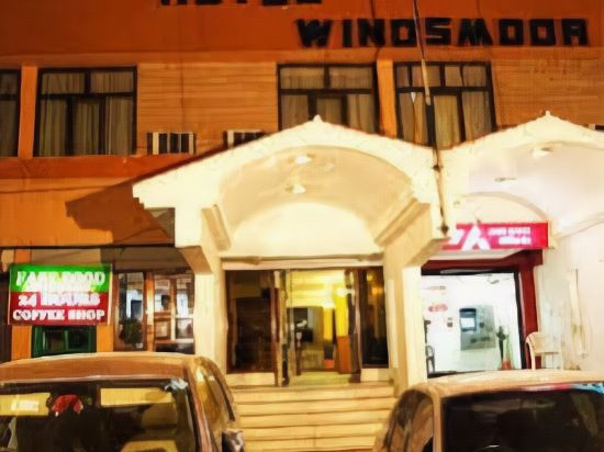 Hotel Windsmoor — hotel in Parwanoo
