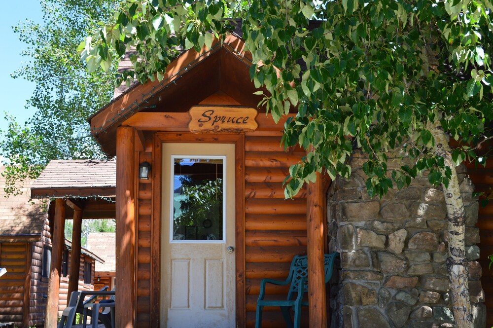 Daven Haven Lodge & Cabins - photo 30