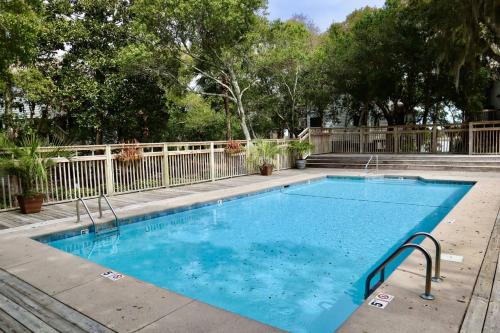 HappiNest — 4-Star Luxury Hotel in Southport, United States