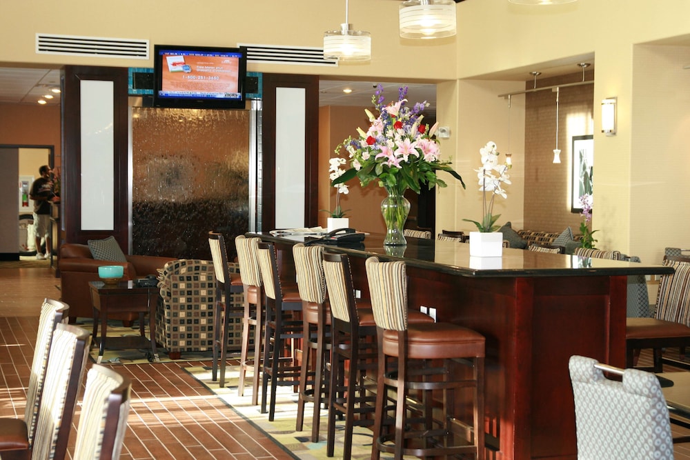 Hampton Inn and Suites Dumas - photo 11