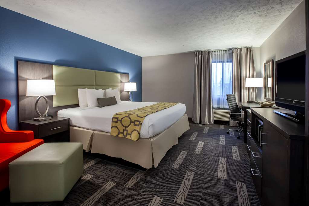 Baymont by Wyndham Traverse City - photo 7