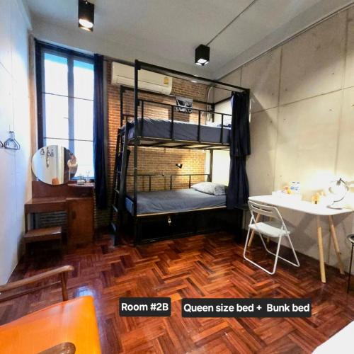 Meemaw's House Hostel