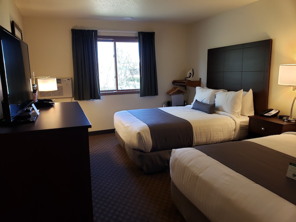 Cobblestone Inn & Suites Merrill - photo 13
