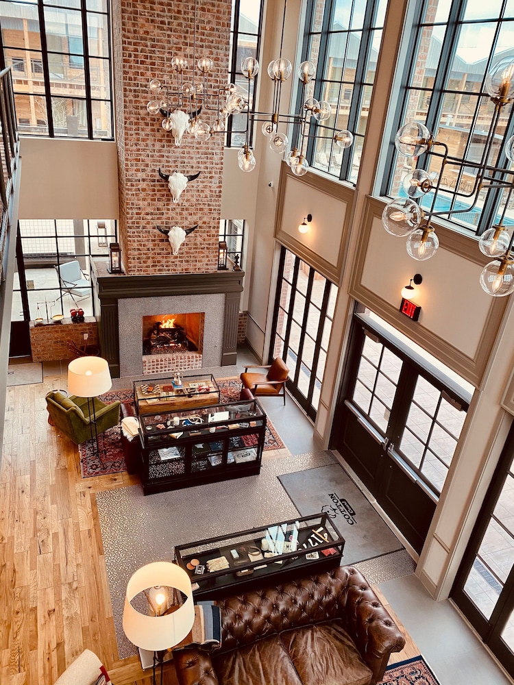 Cotton Court Hotel by Valencia Hotel Collection - photo 3