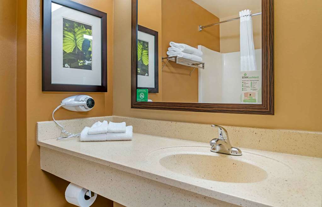 Extended Stay America Select Suites Grand Rapids Kentwood - photo 21