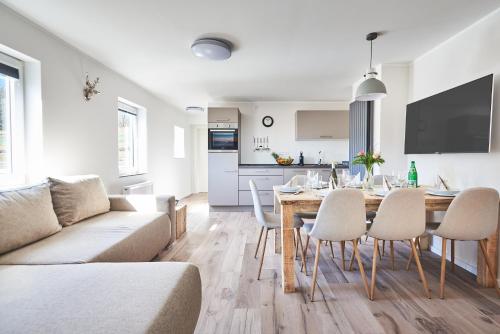 Smart Resorts Haus Saphir Ferienwohnung 504 — 4-Star Luxury Hotel in Winterberg, Germany