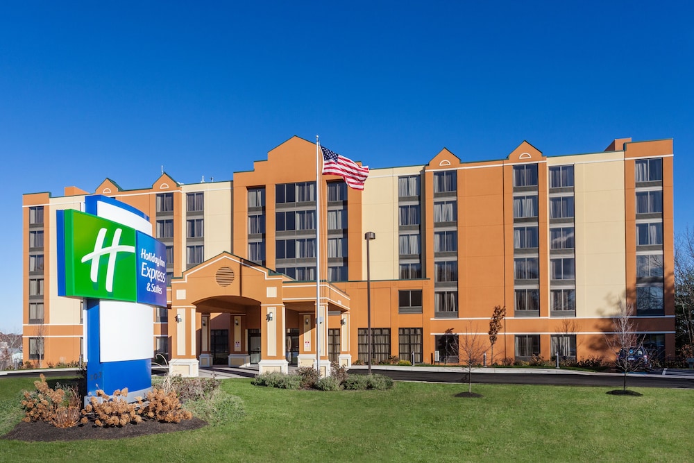 Holiday Inn Express Hotel & Suites South Portland by IHG - photo 40