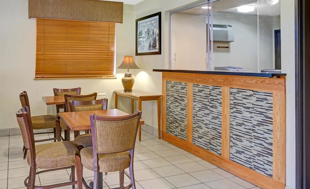 Super 8 by Wyndham College Park Wash DC Area in College Park, United States